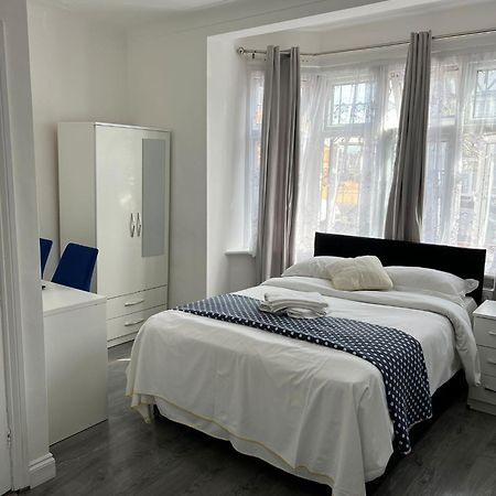 Starlet Property Wanstead 外观 照片