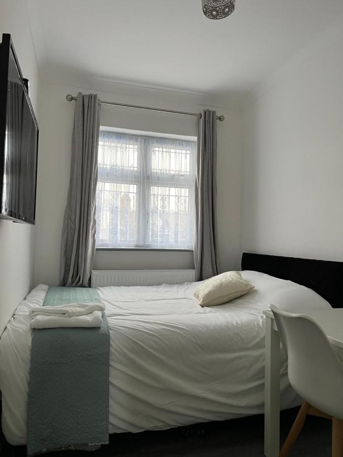 Starlet Property Wanstead 外观 照片
